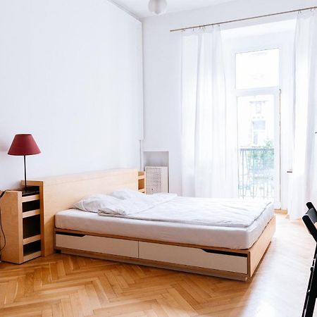 Comfortable & Spacious Lodz City Center Apartment Eksteriør bilde